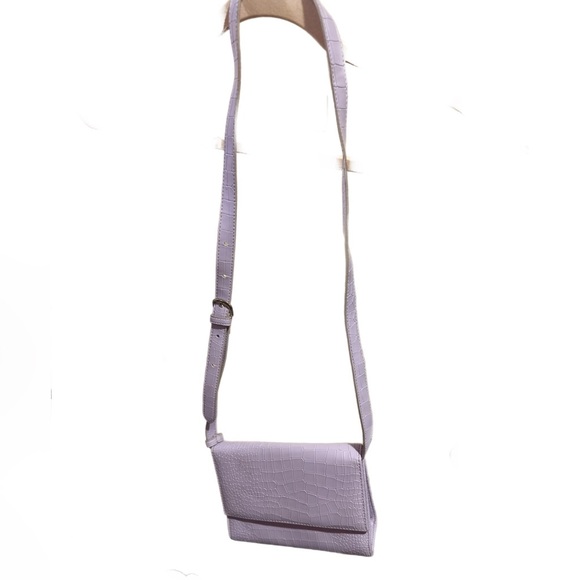 Urban Outfitters Smooth Flap Crossbody Bag Lilac Faux Croc - Picture 1 of 5